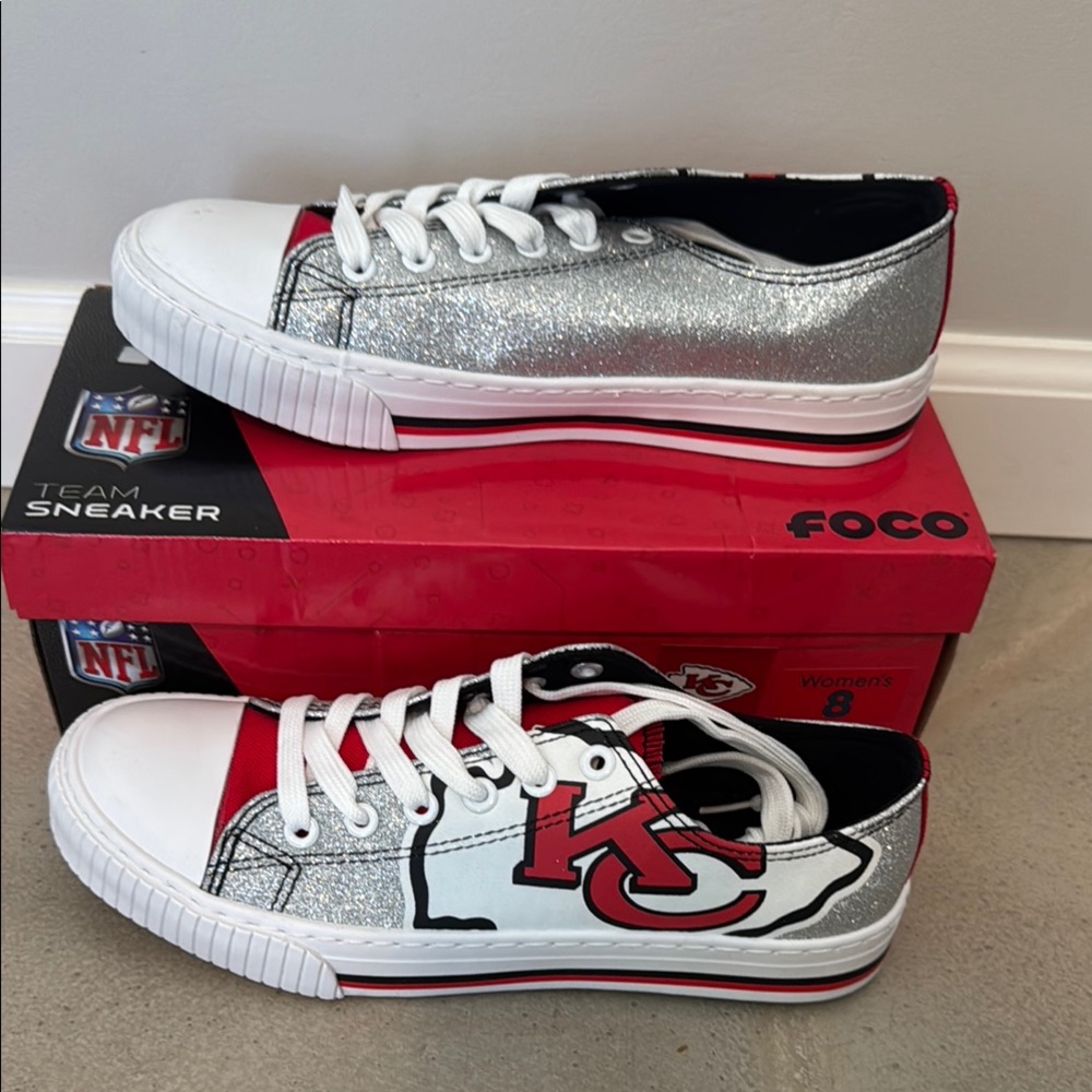 Kansas City Chiefs Brand New in Box Shoes women’s Size 8